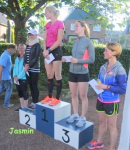 Foto-QTUNAP3UText zuschnitt